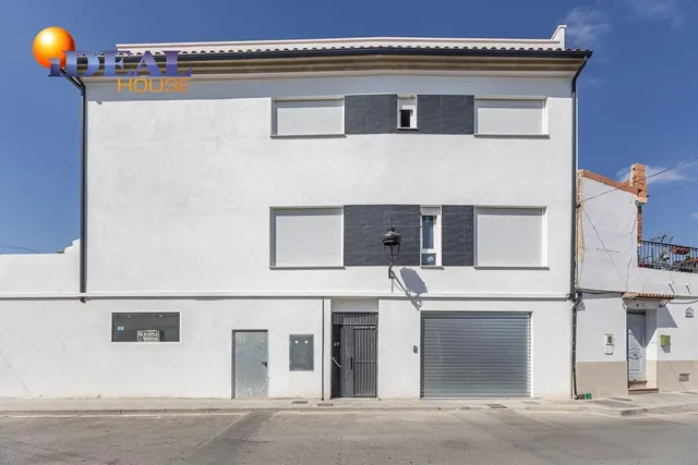 Edificio de nueva construcción en Churriana — 34