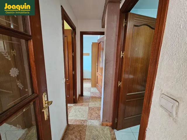 Piso luminoso con terraza y vistas despejadas en Santa Rosa (Con ascensor) — 10