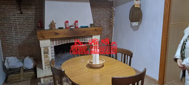 SE VENDE CASA CUEVA EN HONDON DE LAS NIEVES — 21