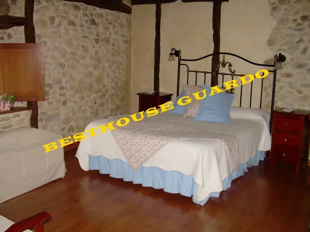HOTEL RURAL TRES ESTRELLAS — 27