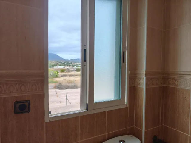 Chalet urbano con piscina privada, vistas al mar y amplias zonas deportivas — 45