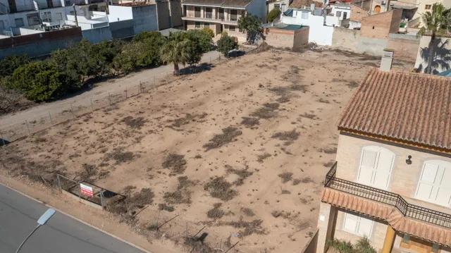 Haz en estos solares tu futura casa — 2