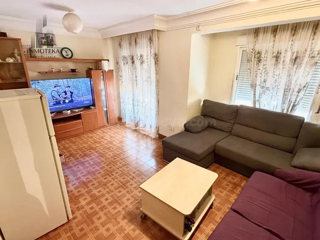 REF: C088 GRUPO INMOBILIARIA INMOTEKA VENDE PISO ZONA ENSANC