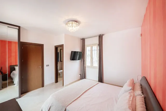 Villa 4 habitaciones 375m² en alquiler - Marbella — 18