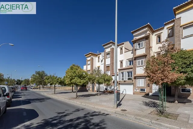 VIVIENDA con encanto en PALACIO DE DEPORTES — 37