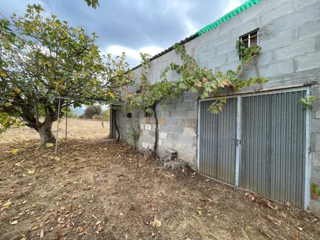 SE VENDE PARCELA CON CASETA — 19