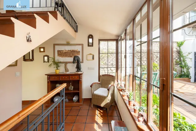 GRAN CASA EN ALBAICÍN BAJO. — 18