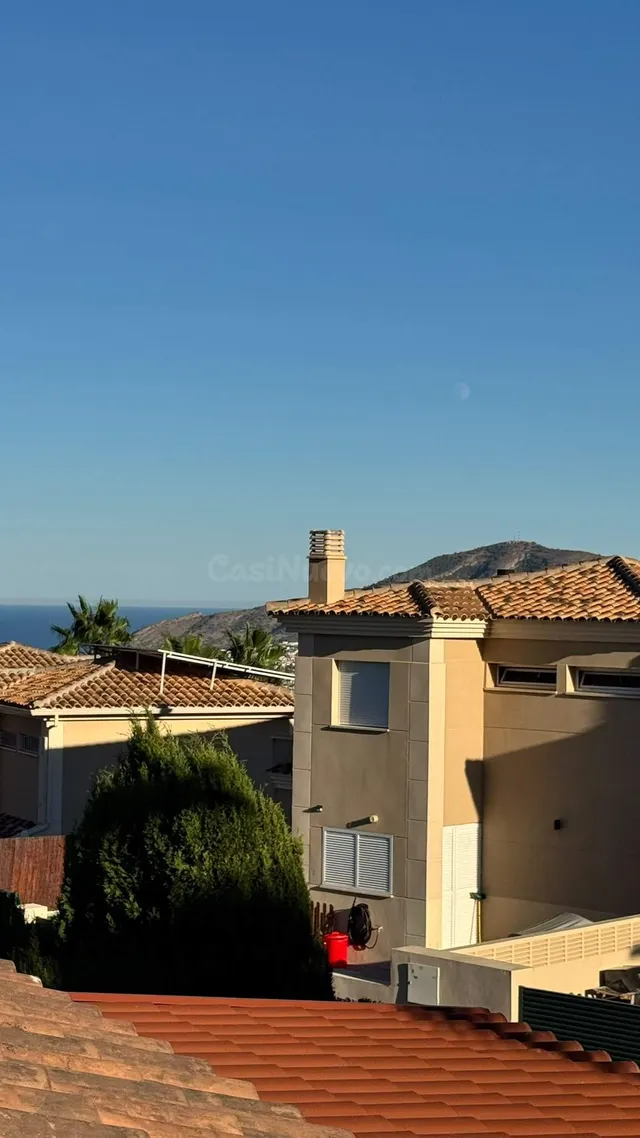 Encantador Chalet en La Nucía por solo €255,000