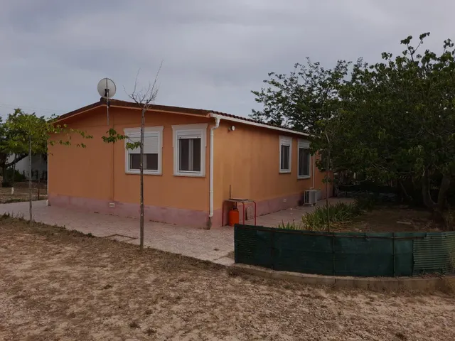 OPORTUNIDAD CASA RUSTICA EN FINCA DE 0,7 HAS.CON VIVIENDA EN SU INTERIOR, PISCINA Y ALMACENES EN MORA LA NOVA — 27