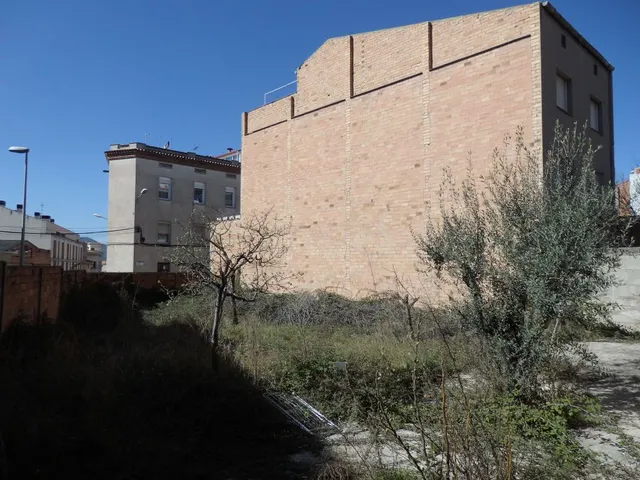 SOLAR EN VENTA O PERMUTA EN IGUALADA — 2