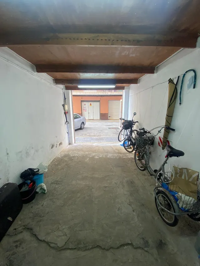 Garaje con altillo y vado en zona Club Naútico de Santa Pola - foto 4