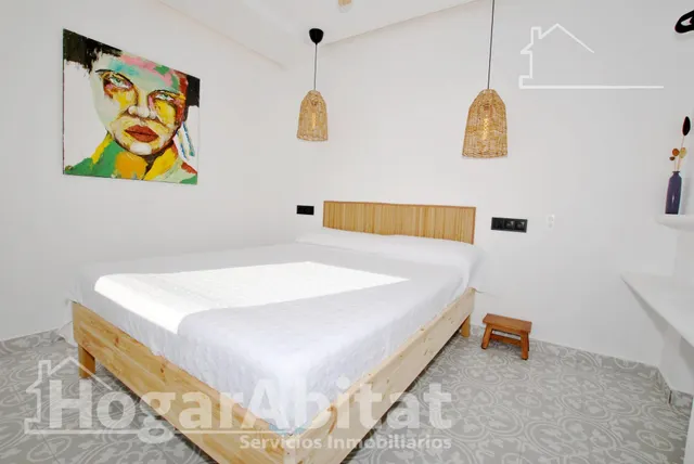Casa seminueva y esquinera con terraza cerca de la playa — 36