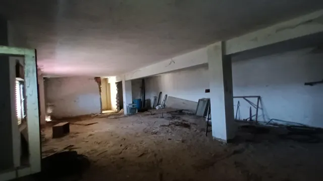 Casa 4 dormitorios en Avenida de Aeropuerto — 33