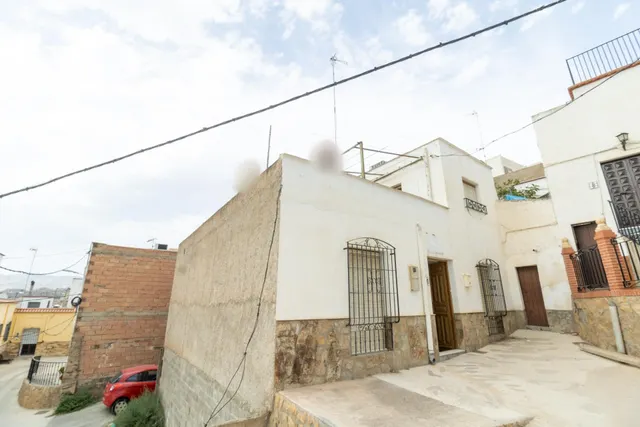 ENCANTADORA CASA EN ALHABIA — 42
