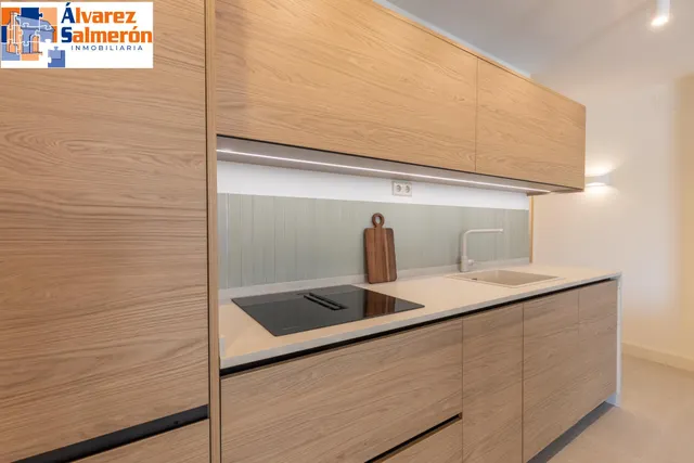¡exclusivo apartamento en primera linea de playa con reforma integral de alta gama! — 10