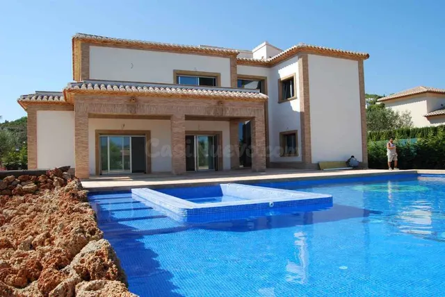 Villa 3 habitaciones 266m² en venta - Partida Comunes-Adsubi