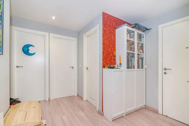 Piso urbanización giner de los ríos — 24