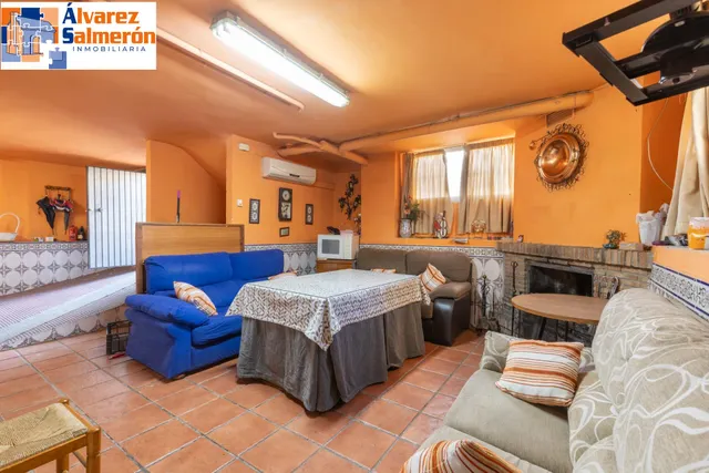 Casa independiente a 5 minutos de Granada en buen estado para entrar a vivir — 19