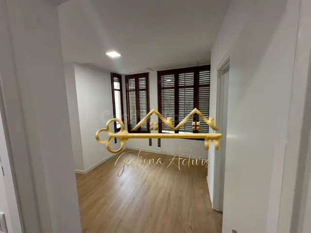 ¡PISO REFORMADO EN PLENO CENTRO! - foto 2