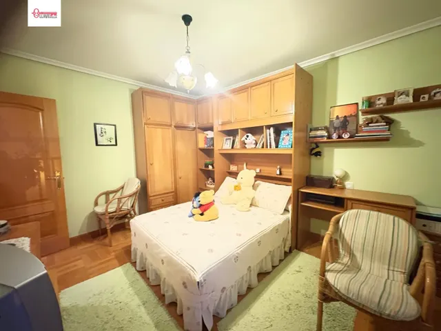 Amplio y Luminoso Piso en San Pedro de la Fuente, Burgos - €355.000 — 11