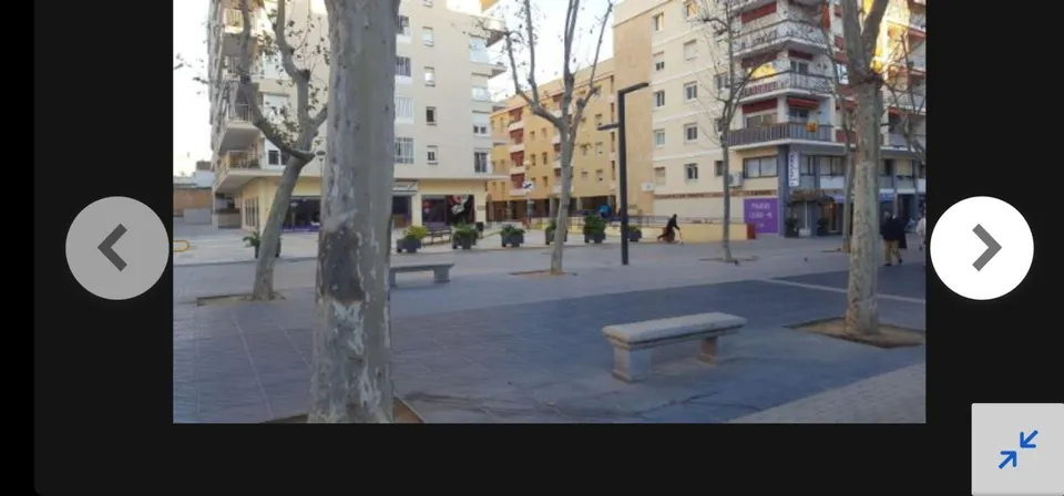 Plaza  en Rambla de la Pau
