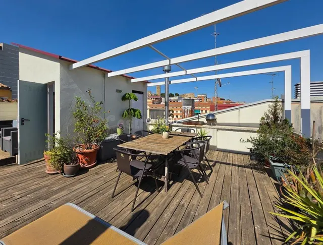 CASA CON DESPACHO PROFESIONAL EN EL CENTRO