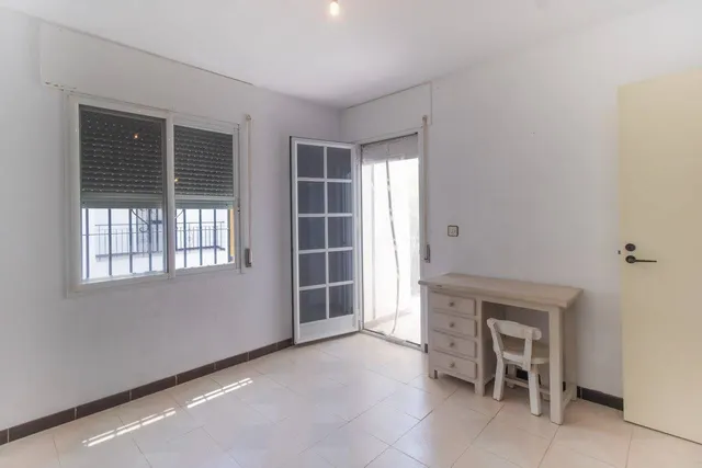 CASA EN SEGUNDA LÍNEA DE PLAYA, URBANIZACIÓN MARE NOSTRUM — 29