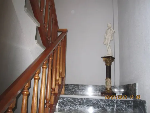 CHALET EN CASCO URBANO — 31
