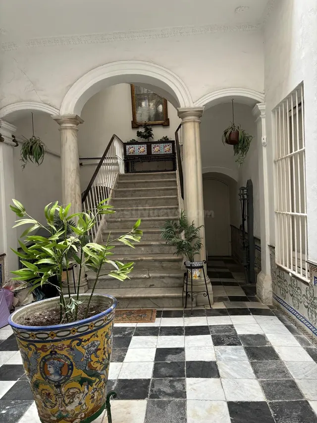 INVERSOR, OCASIÓN EN EL CASCO HISTORICO FINCA EN BUEN ESTADO - foto 3