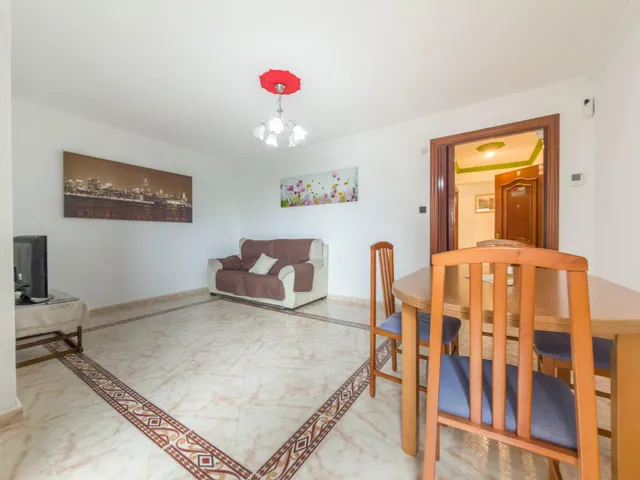Piso de 3 Dorm. en Armilla (frente al AYUNTAMIENTO y Metro) — 8