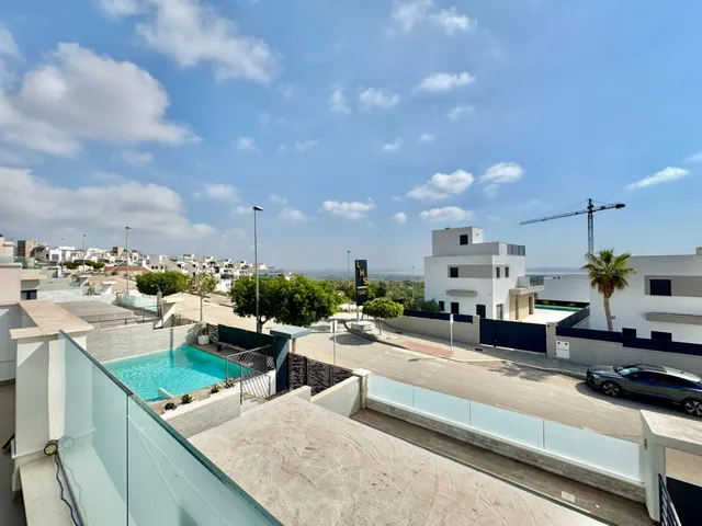 Villa 3 habitaciones 92m² en venta - Bellavista — 45