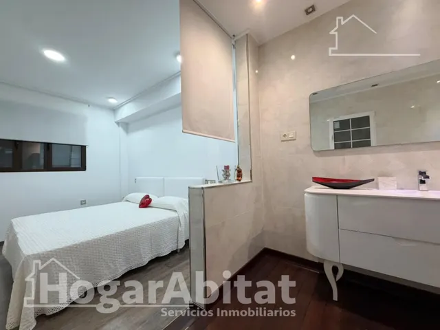 Reformado con patio cerca de la playa — 11