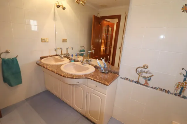Chalet en el centro de Campolivar Godella — 30