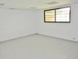 Oportunidad invesores!!! Gran local comercial de 300 metros en la Av. de Denia. — 21