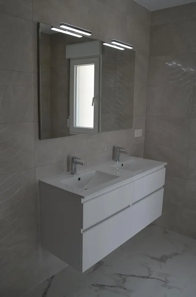 VILLAS DE OBRA NUEVA EN PINOSO — 28