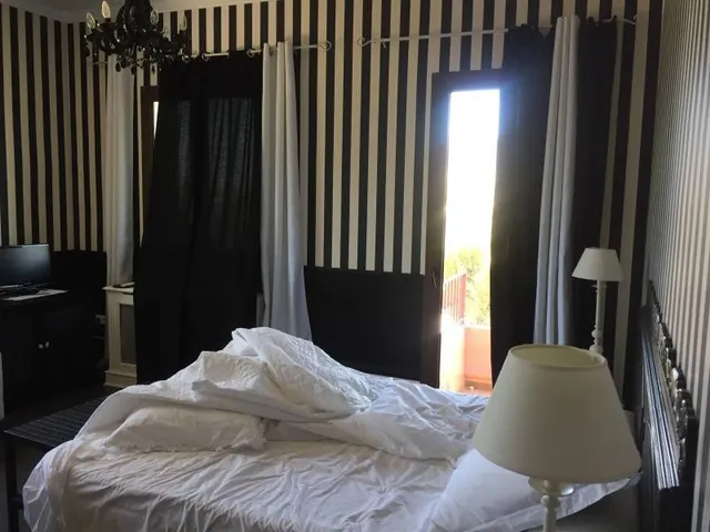 Se vende  precioso chalet casa rural con todas los servicios a las faldas del Puig campaña — 44