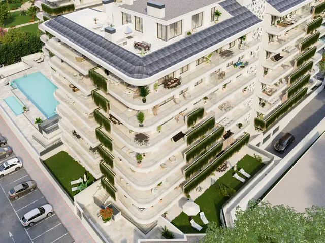 Fuengirola - Primera Planta de lujo - 3 dormitorios - garaje - trastero - piscina - spa — 17