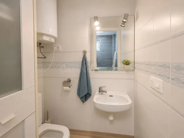 CASA ADOSADA DE 2 DORMITORIOS ORIENTADA AL SUR CON JARDÍN Y PISCINA PRIVADOS | TORREVIEJA — 19
