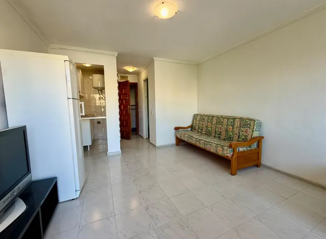 Fabuloso estudio con piscina comunitaria, buena oportunidad de negocio — 7