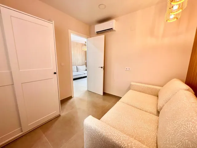 Apartamento 2 habitaciones 60m² en venta - Estacion de autobuses — 14