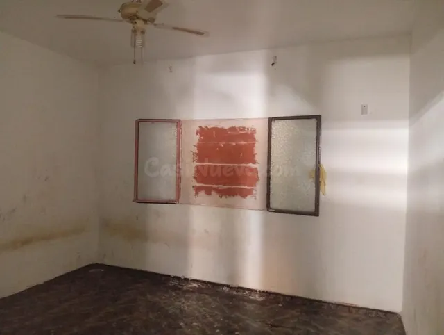 Piso luminoso de 2 dormitorios en Algeciras: excelente oport