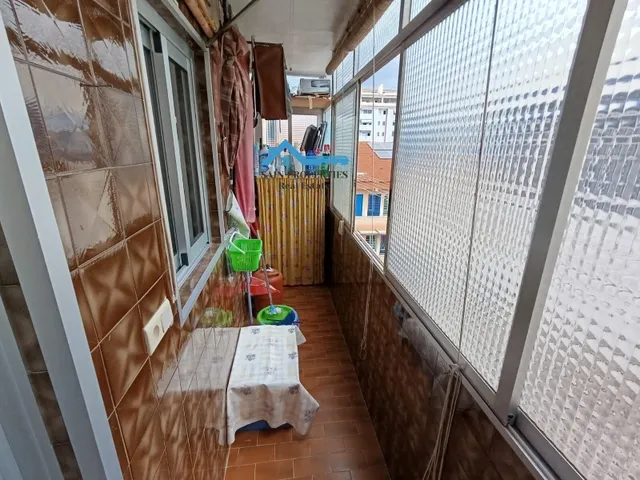 Piso luminoso con posibilidad de 3 dormitorios en Villajoyosa — 8