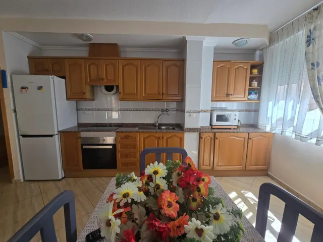 Apartamento de 2 dormitorios y 2 baños, a unos 300 metros de la Playa del Cura - Opcional: plaza aparcamiento — 10