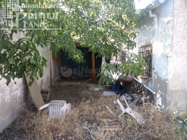 CASA DE PLANTA BAJA JUNTO AL CENTRO DE ARGAMASILLA DE ALBA C - foto 5