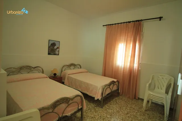 PARCELA CON VIVIENDA EN BOTOA, TODO ESCRITURADO, HIPOTECABLE — 20