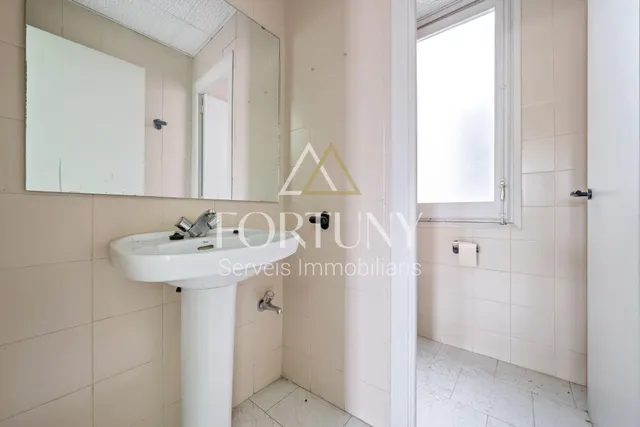 ¡Oportunidad en una zona impecable de Reus! — 11
