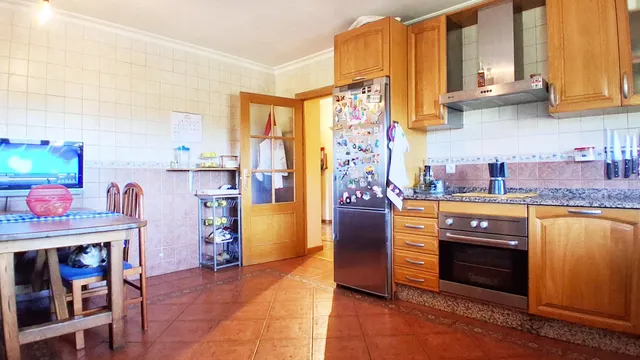 Urbis te ofrece un chalet en venta en Ciudad Rodrigo, Salamanca. — 33