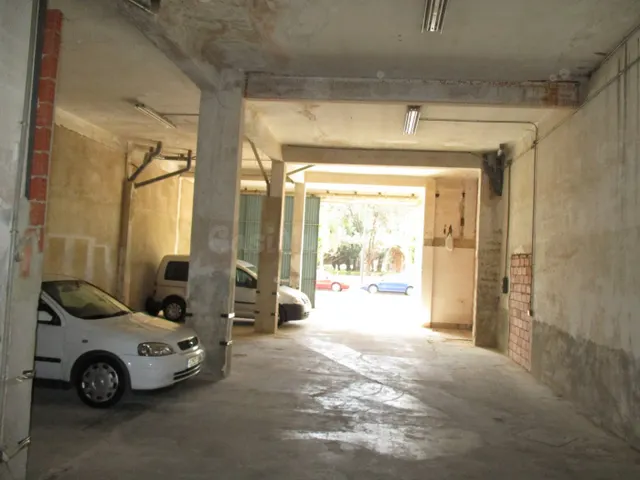 SE VENDE LOCAL COMERCIAL EN AVENIDA DEL PARC ALZIRA - foto 4