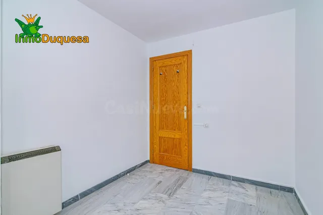 Piso de 3 Dorm. con PLAZA DE APARCAMIENTO (Sin ascensor) — 13