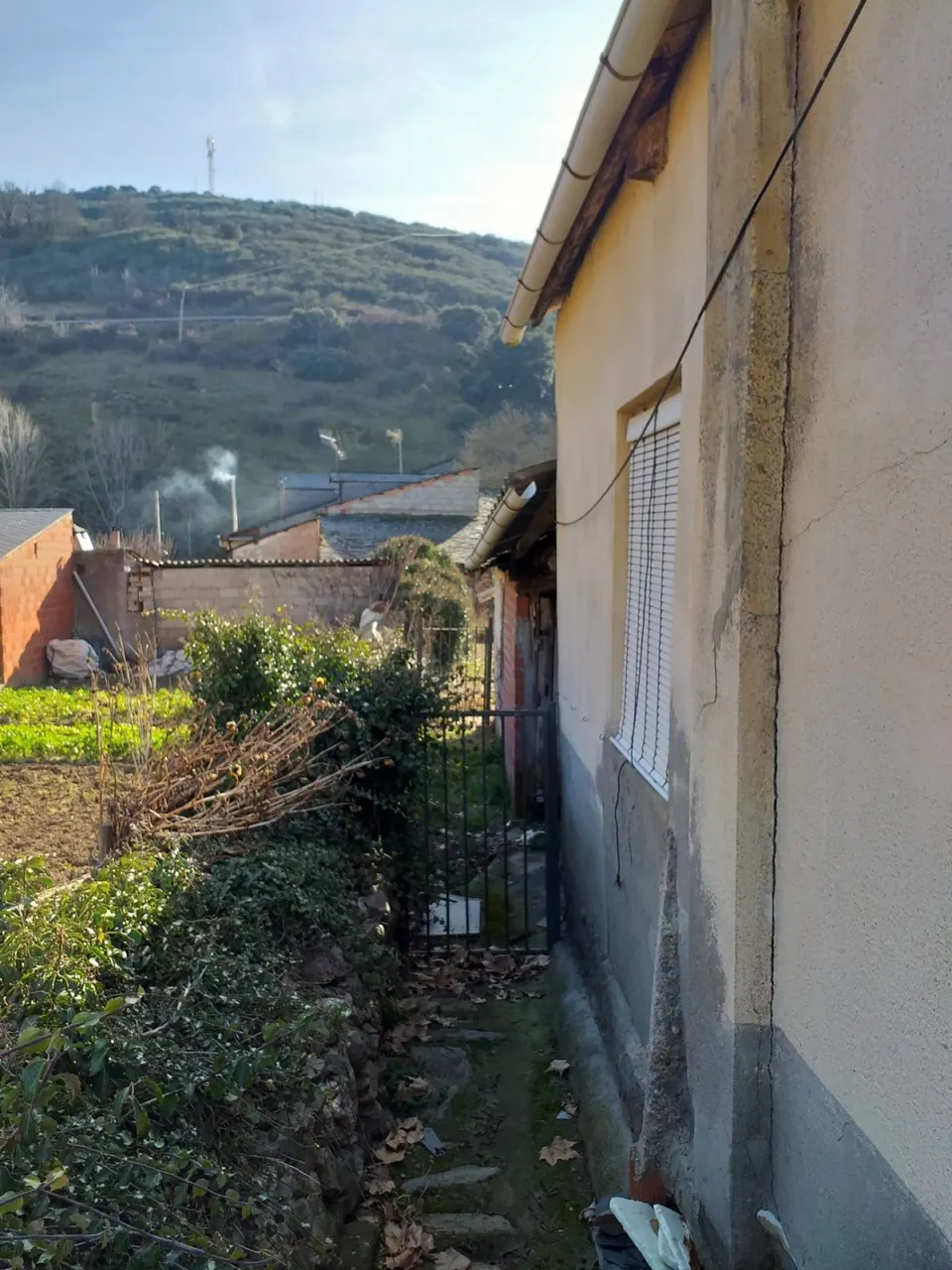 CASA EN VENTA SAN ESTEBAN CON TERRENO